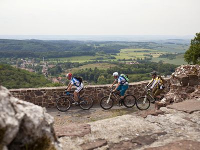 Mountainbiking an der Burgruine Hohnstein